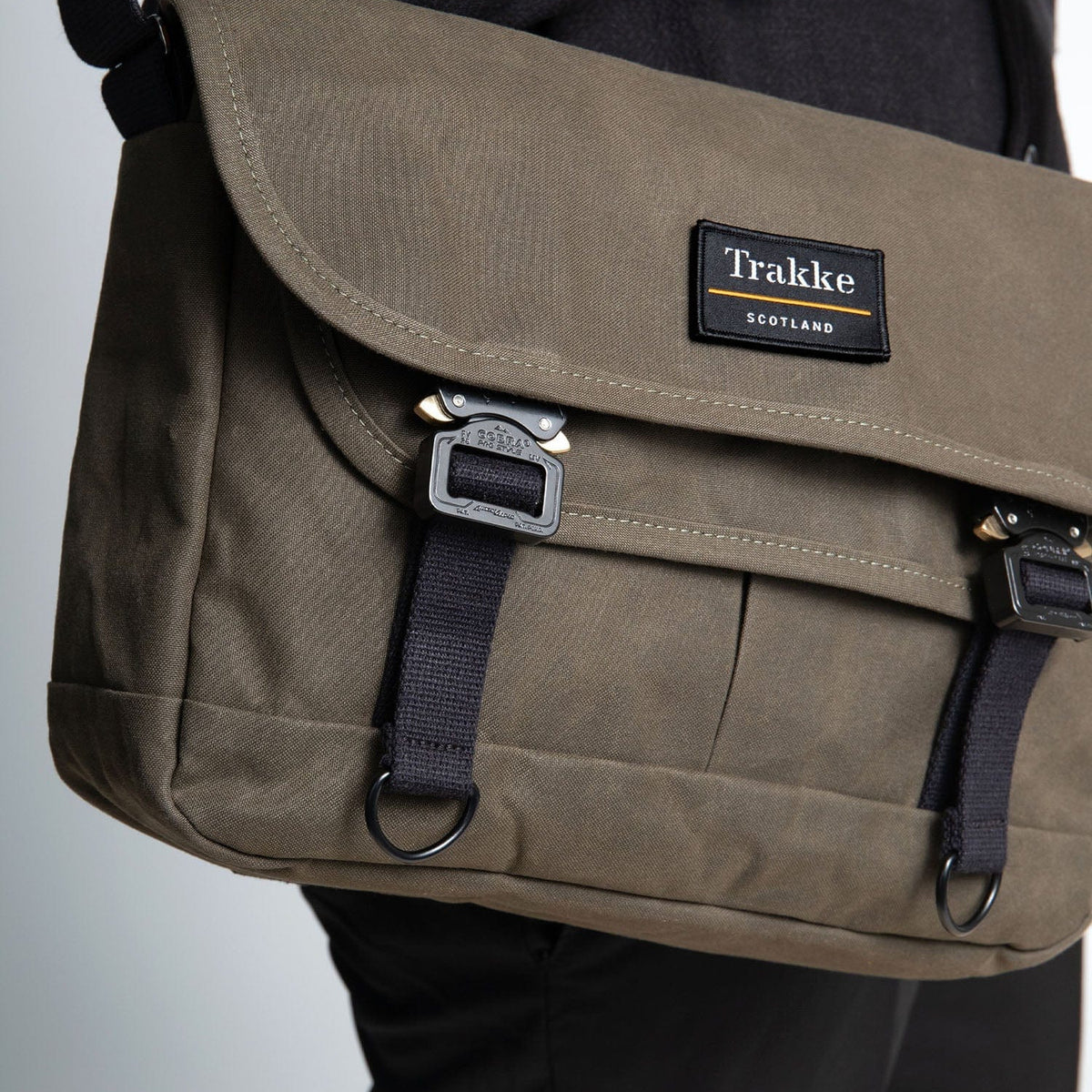 Trakke Bairn Messenger