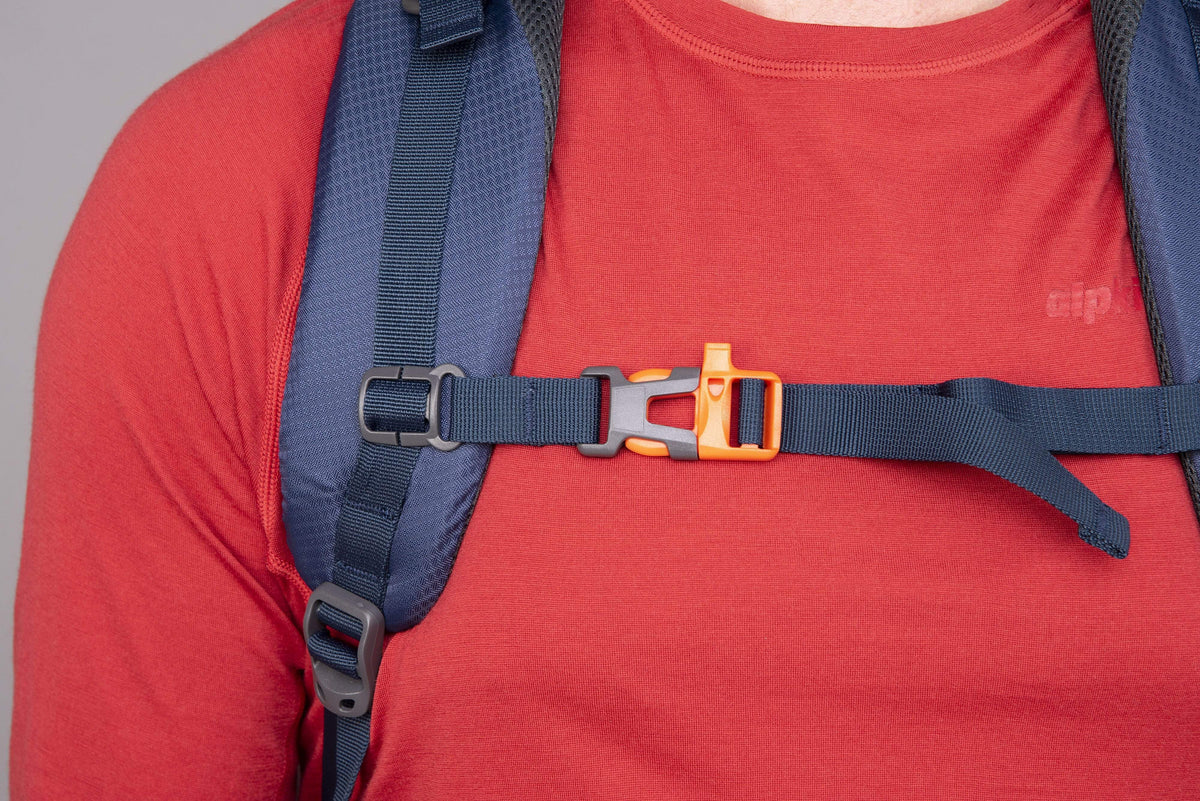 pacific crest backpack in nemo chest strap