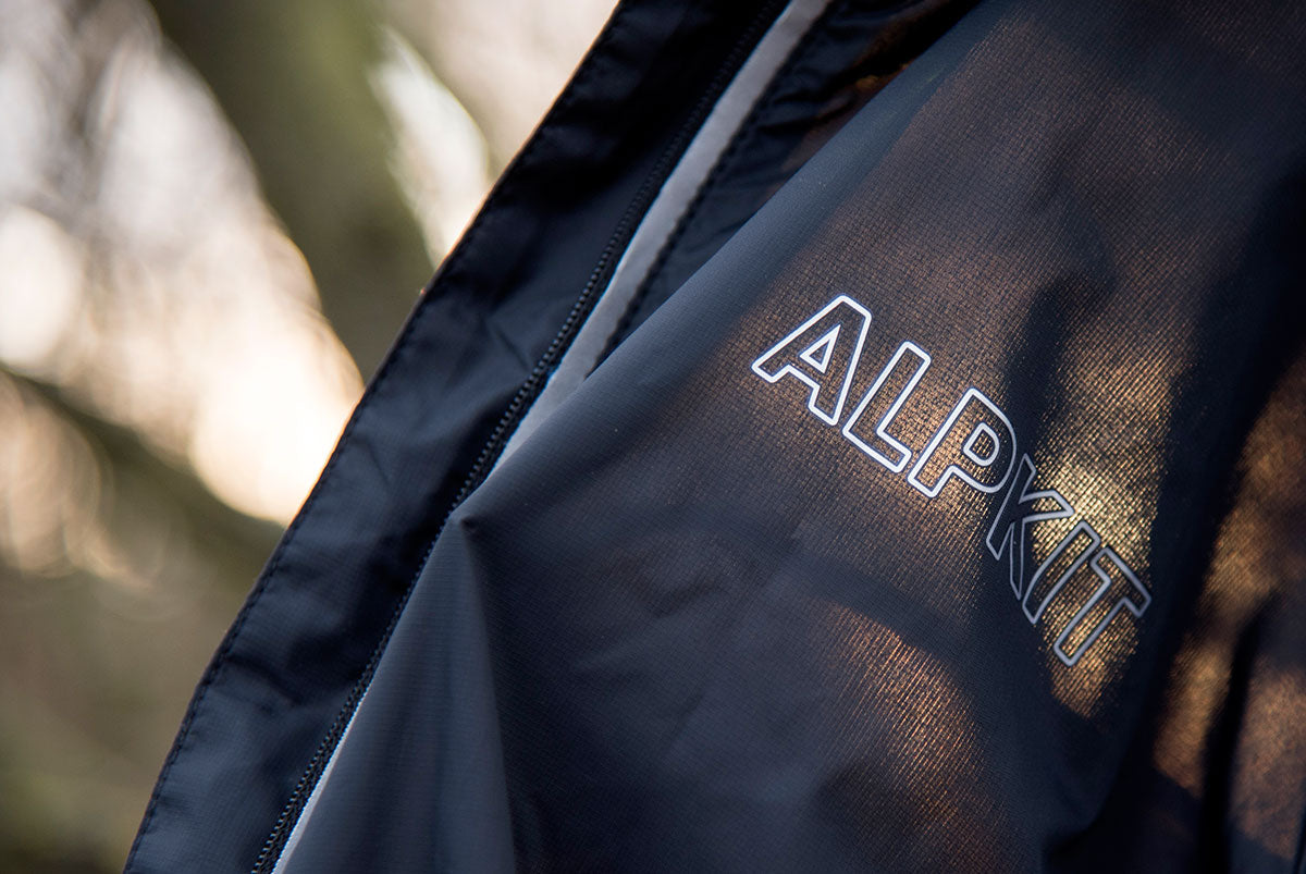 Arro wind shell - lightweight, packable and versatile