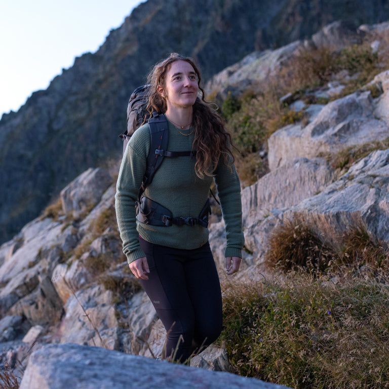 Women's Brenin jumper in Stirling green